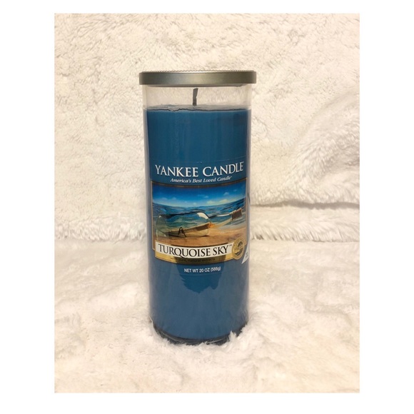 Yankee Candle “Turquoise Sky” Candle 20 oz.